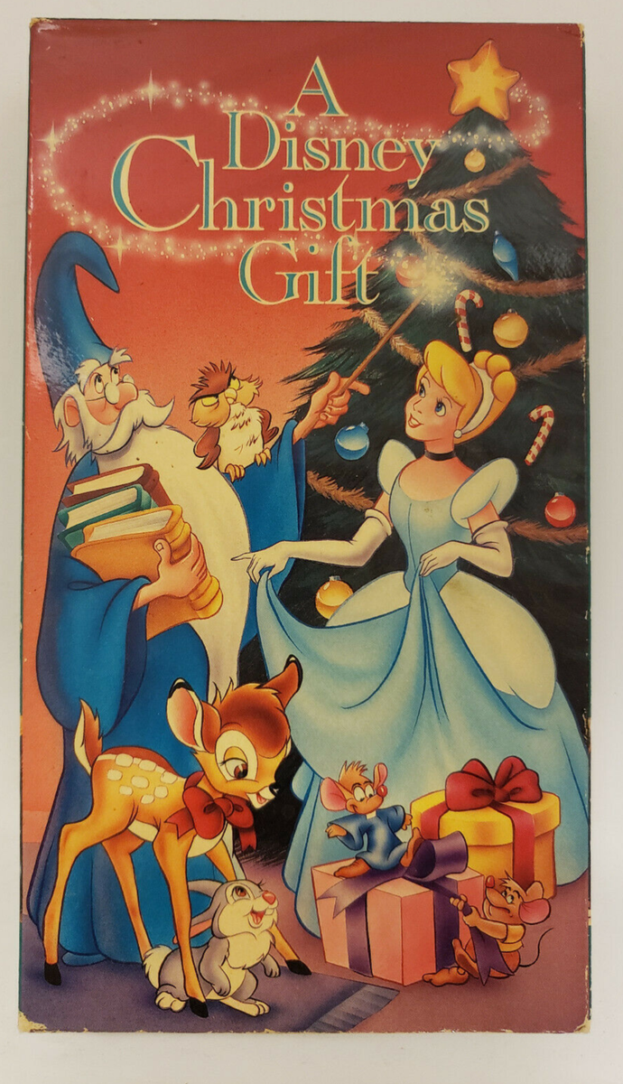 A Disney Christmas Gift: Magical Ideas to Delight Every Fan