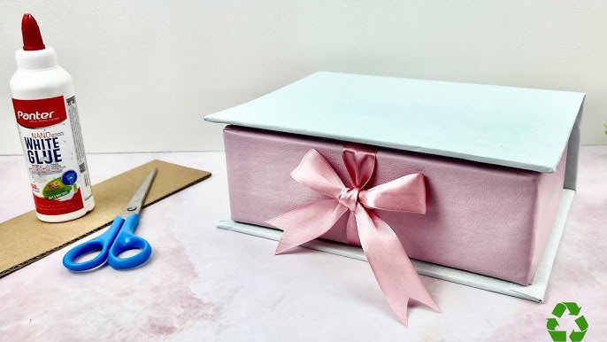 How to Wrap a Square Gift Box