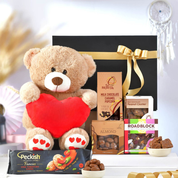 What is a Good Gift for a Girlfriend on Christmas