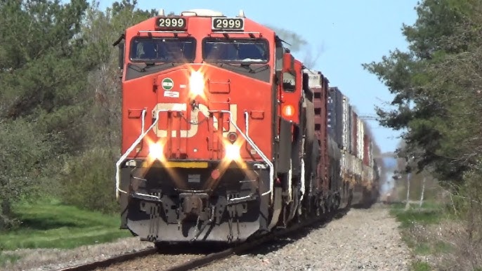 What is a Manifest Train: Unveiling Rail Mysteries