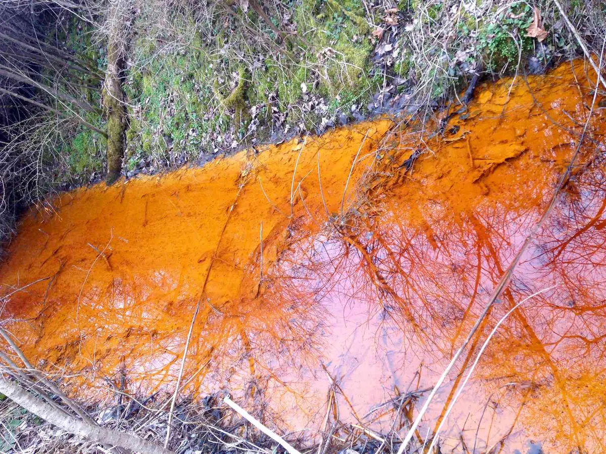 acid mine drainage AMD