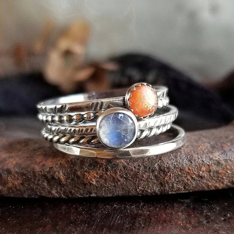 Can You Wear Moonstone & Sunstone on Same Hand?