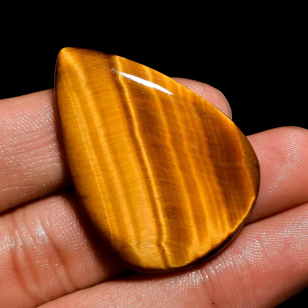 can tiger eye go in salt water without rusting iron content