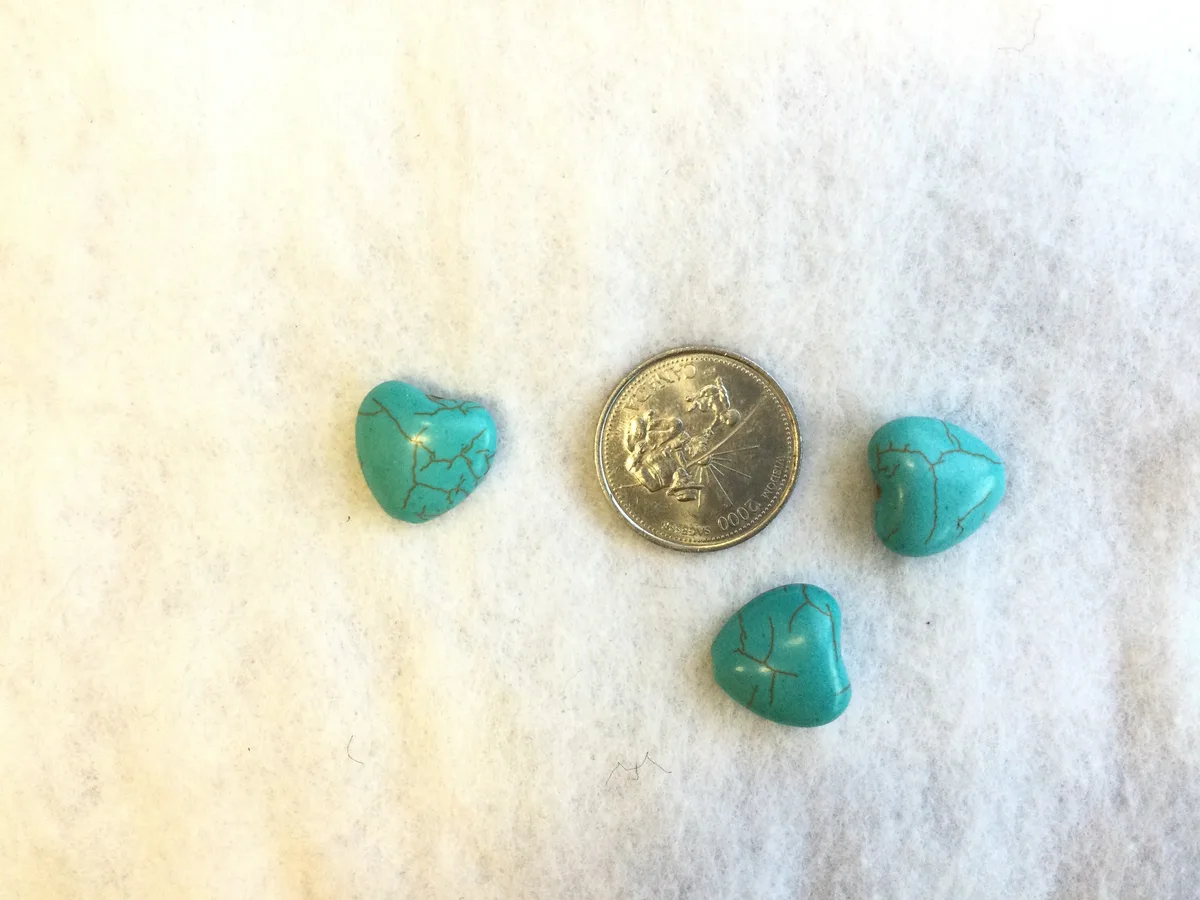 dyed howlite identification