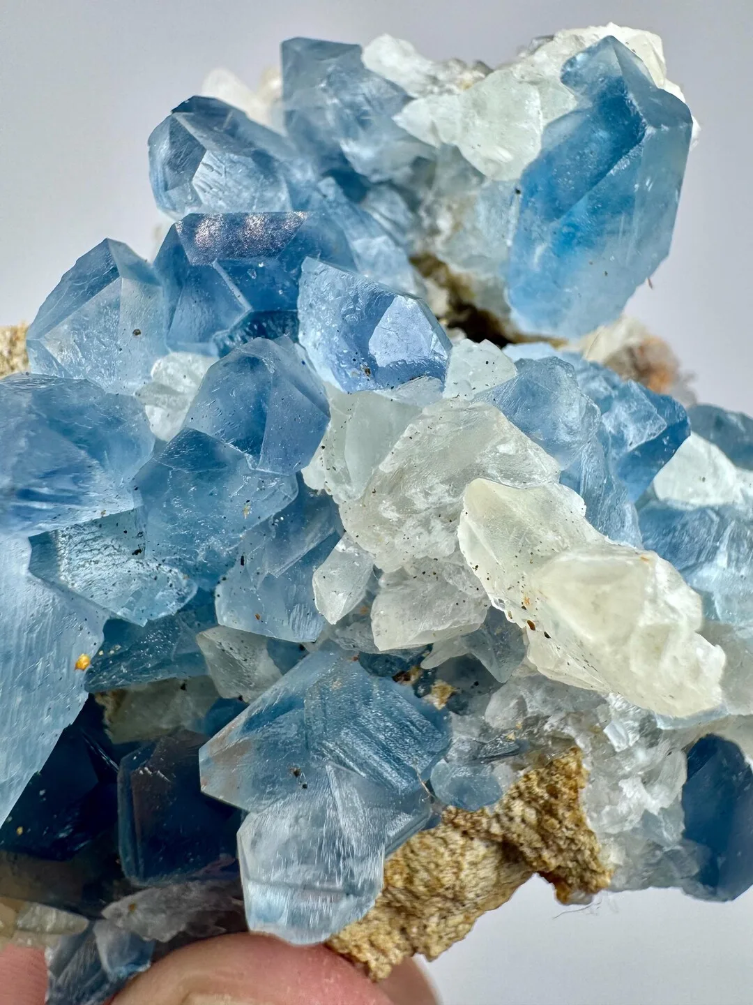 fake celestite vs real blue calcite hardness and acid test
