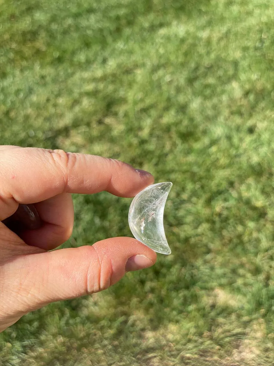 how to charge crystals during new moon for new beginnings