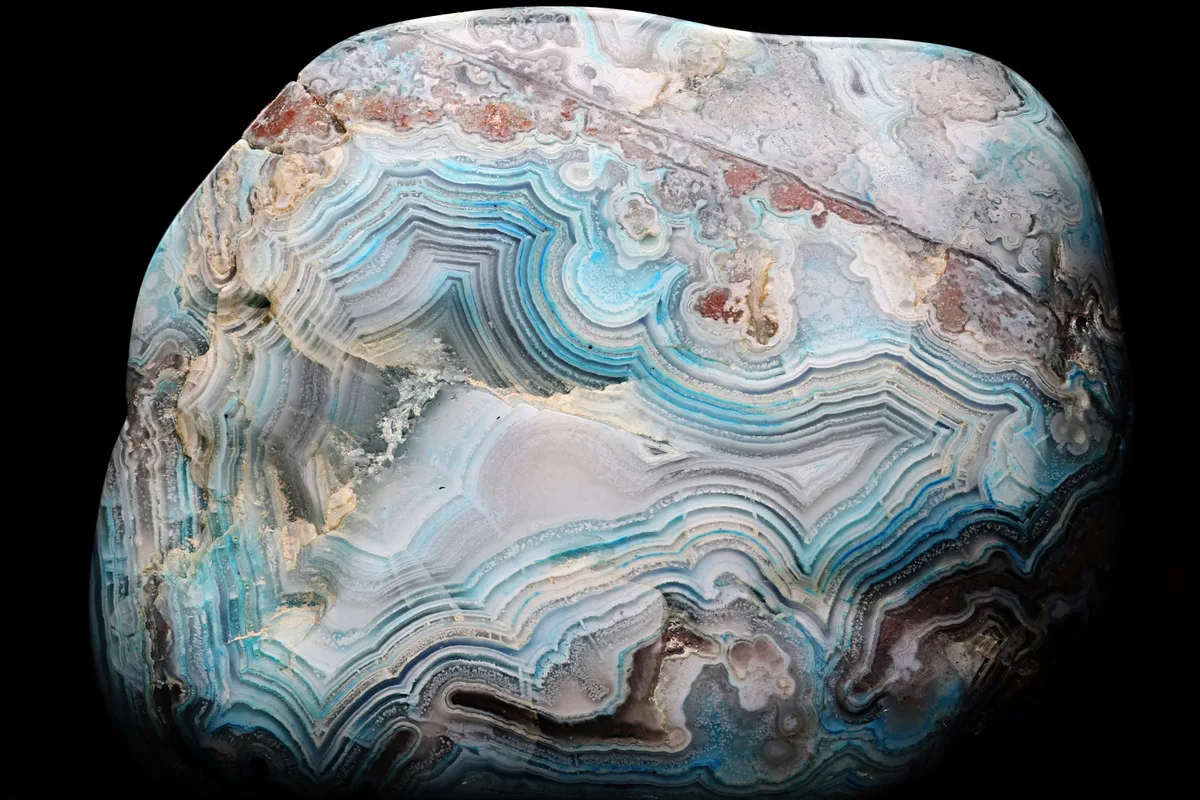 Spot Fake Blue Lace Agate: Resin vs. Real