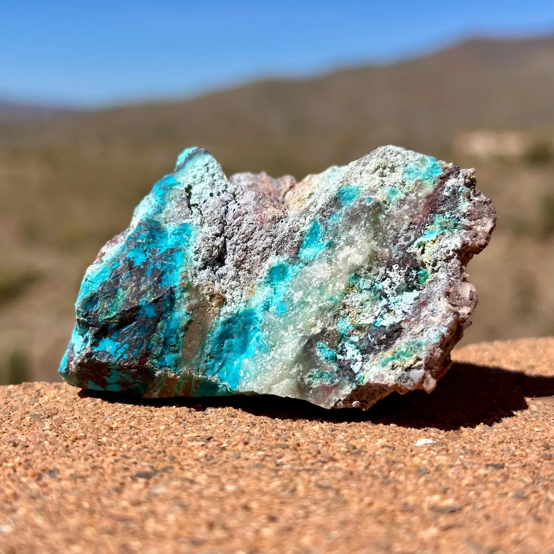 how to tell if chrysocolla is dyed howlite or real copper mineral