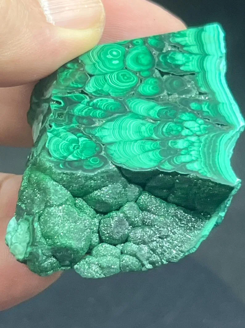 how to tell if malachite is fake vs real line patterns