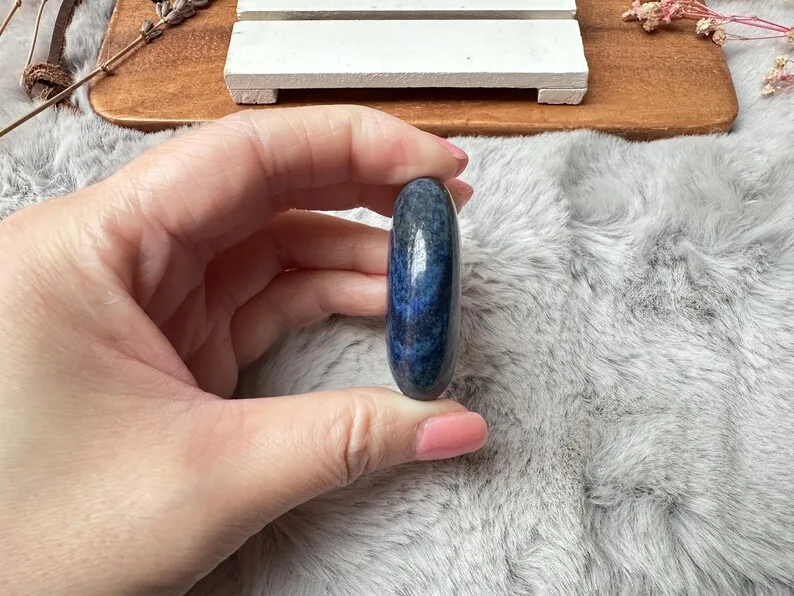 Lapis Lazuli (high-grade vs. low-grade/matrixed)
